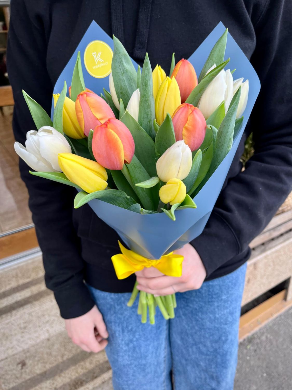 Kytice řezaných tulipánů
