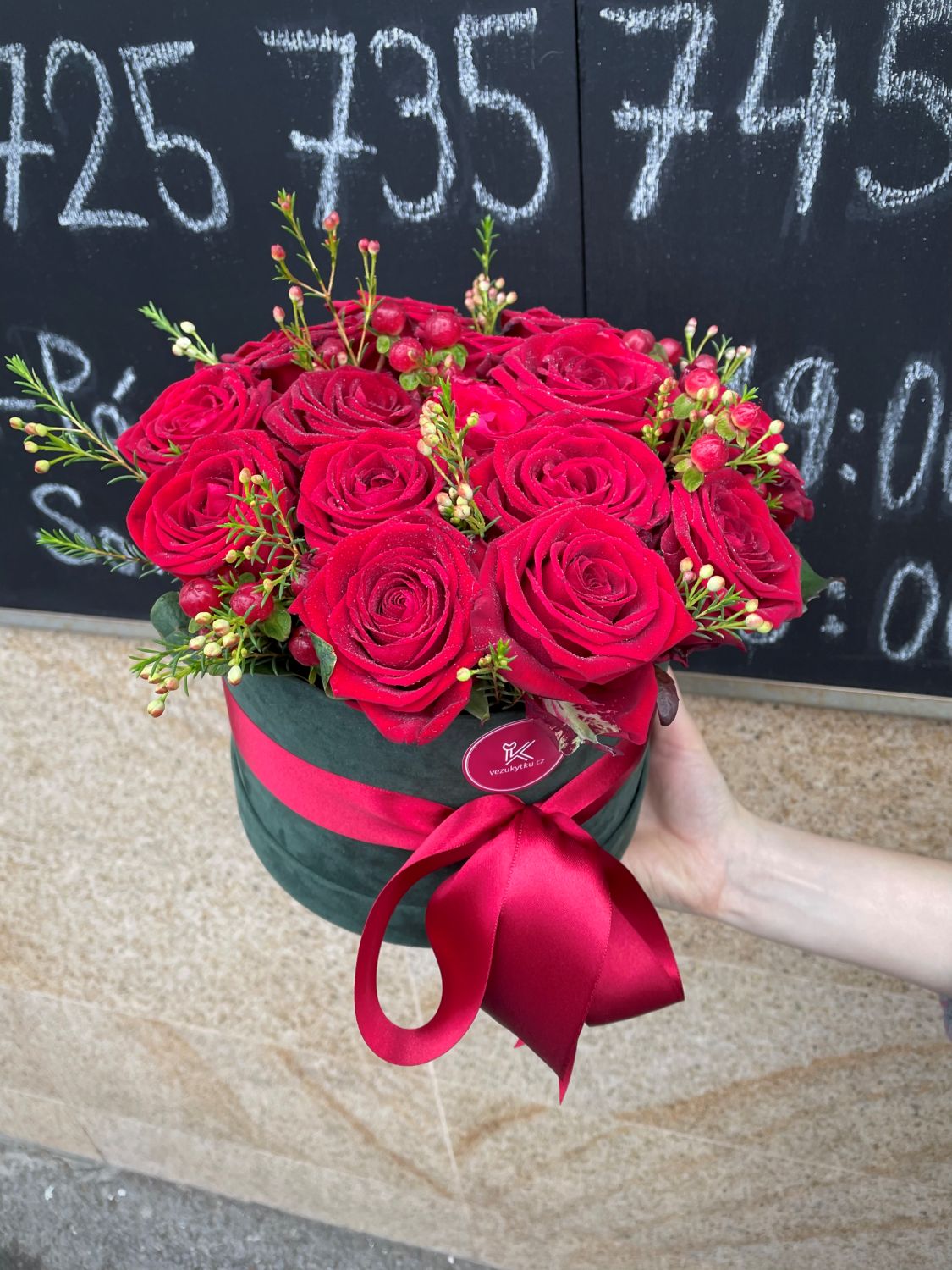 Flowerbox z čerstvých růží