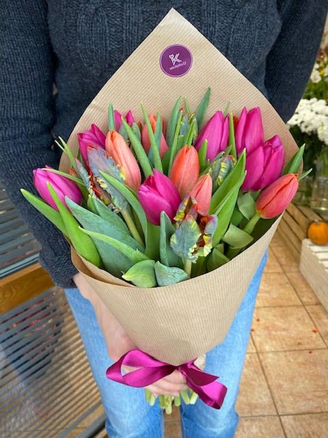 kytice tulipánů