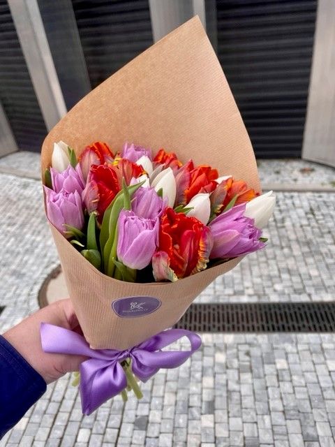 tulipany praha