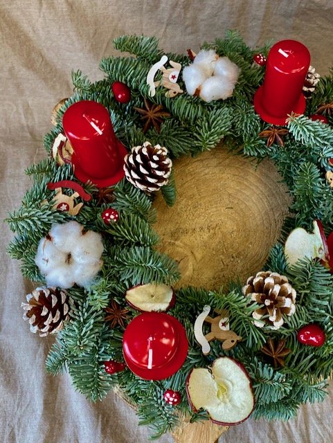 adventní věnec červený