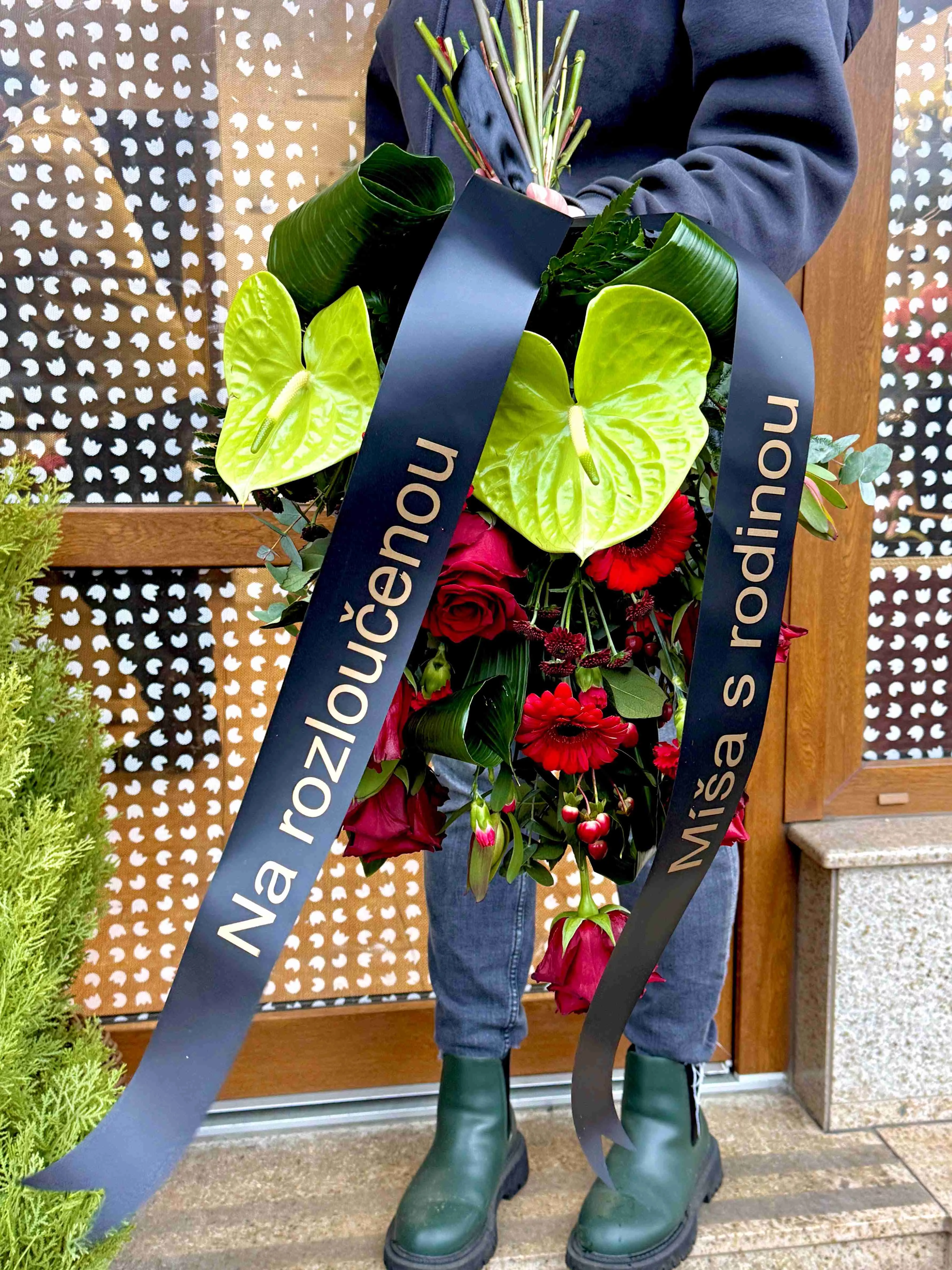 Kytice smuteční na položení s anturií