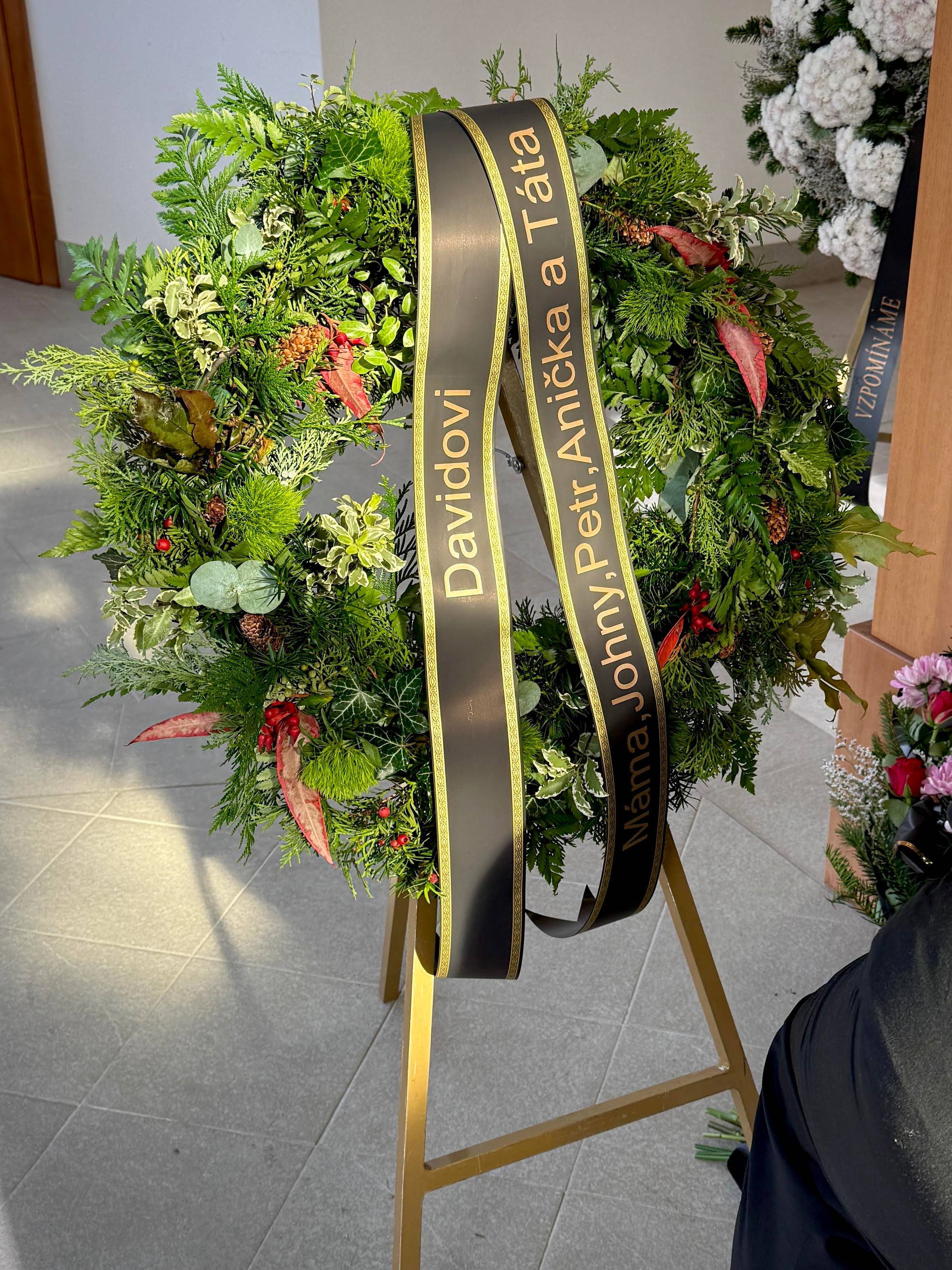 lesní smuteční věnec