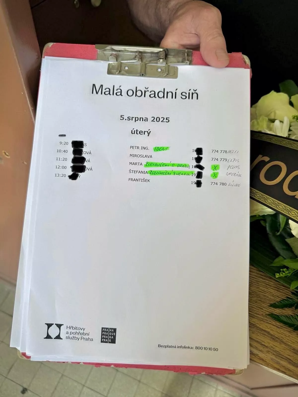kytice květinové dary příjem